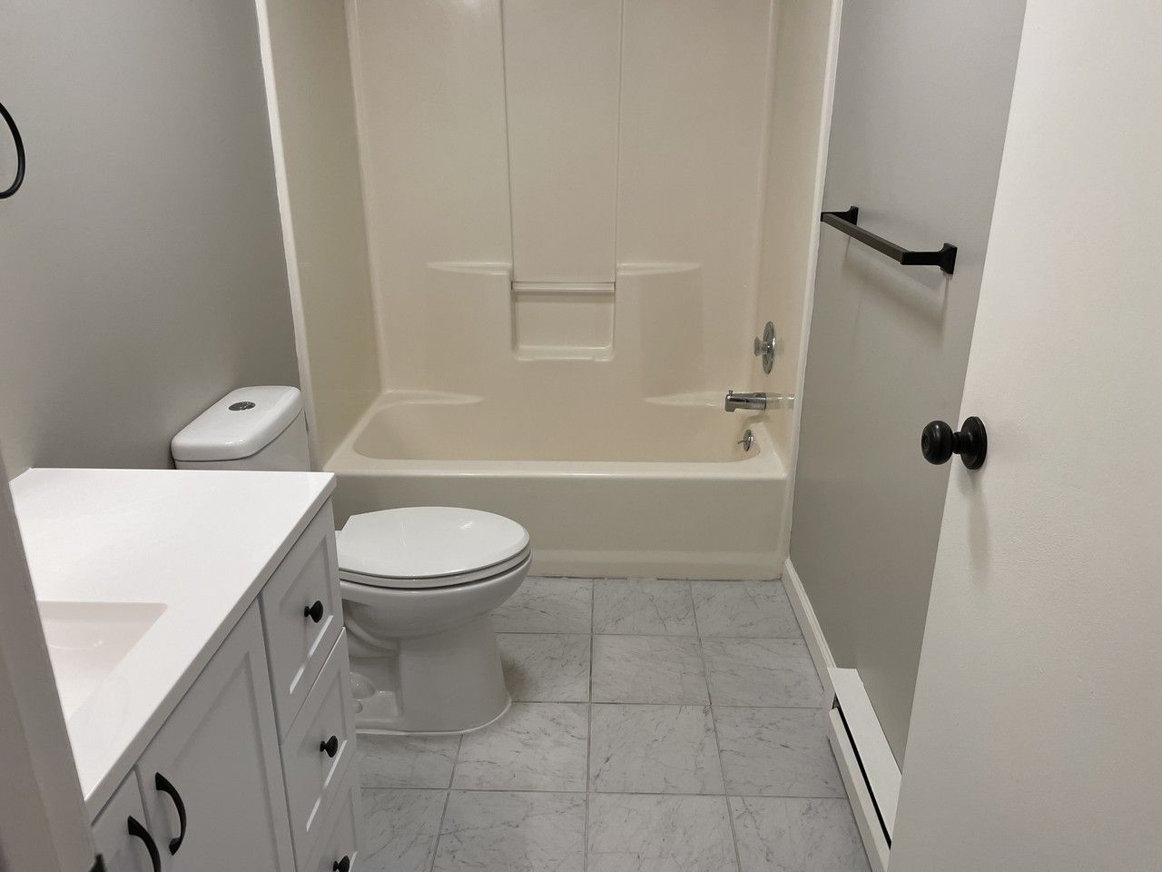 23 Brook St #4 - Photo 2 of 14