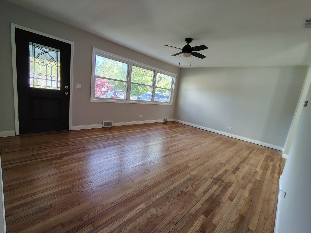 728 E Hawley St #NA - Photo 4 of 7