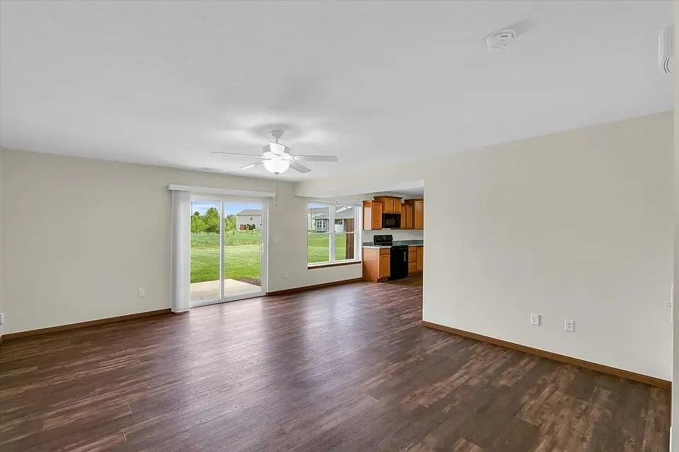 1507 Stonebluff Ct #1507 - Photo 3 of 19