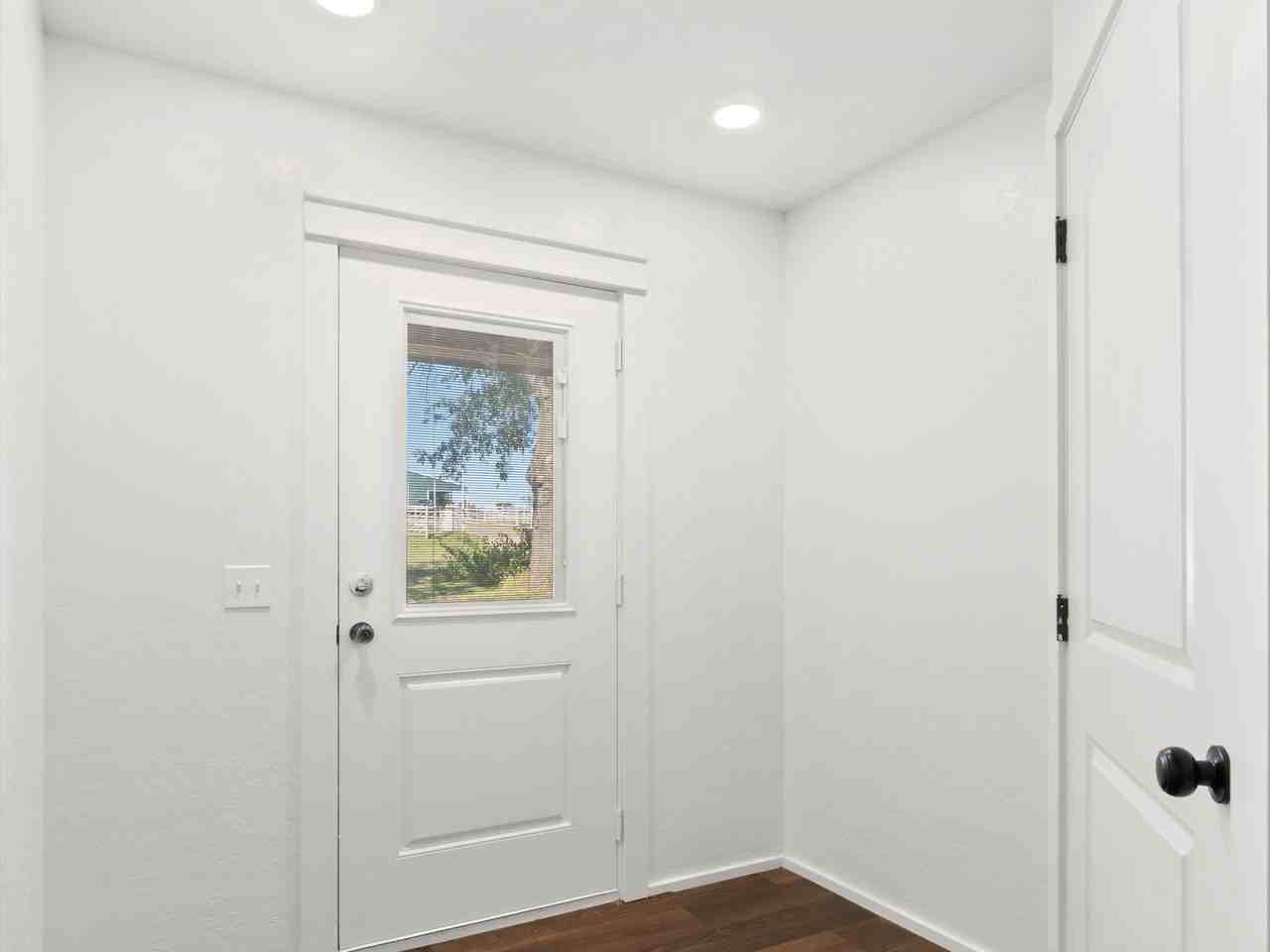 758 Machen Ln #3 - Photo 5 of 21