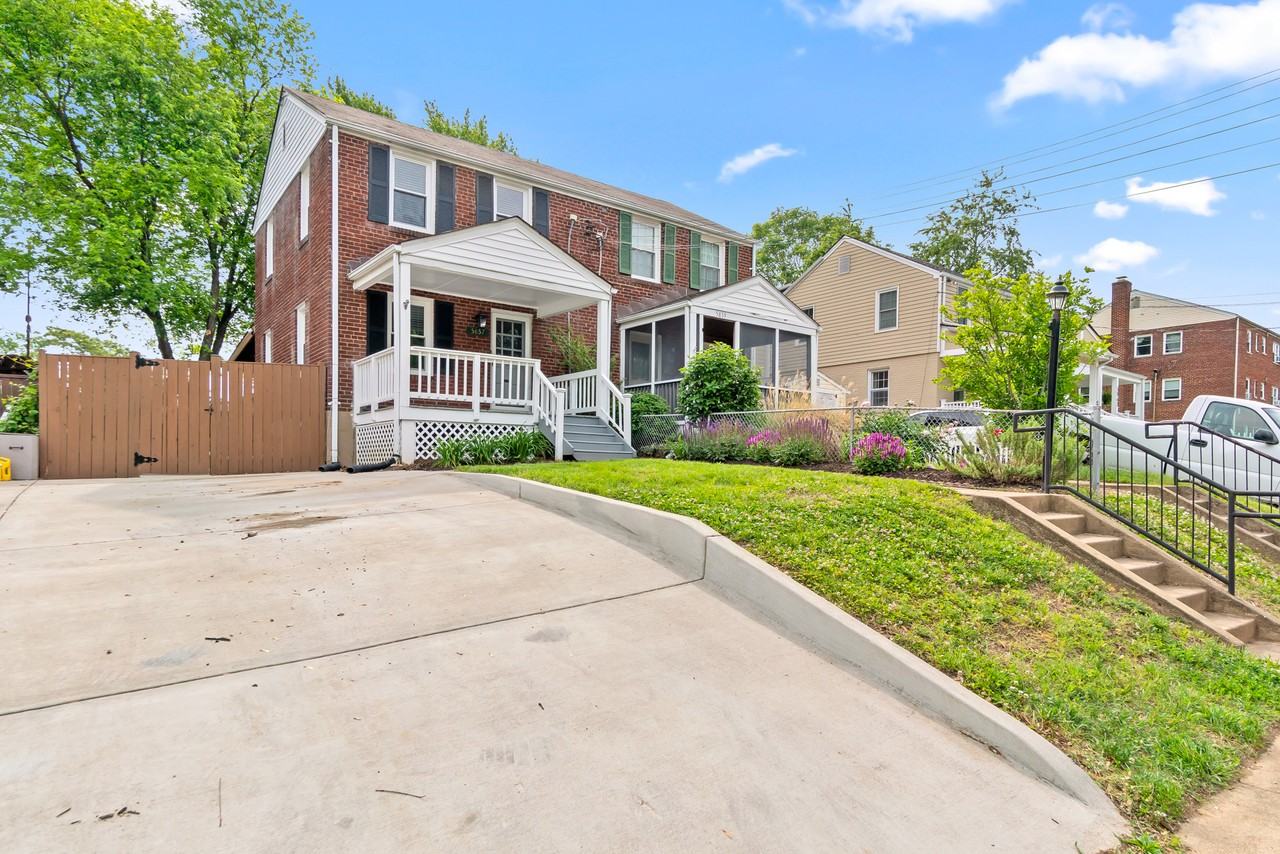 5857 Monticello Rd #NA - Photo 3 of 40