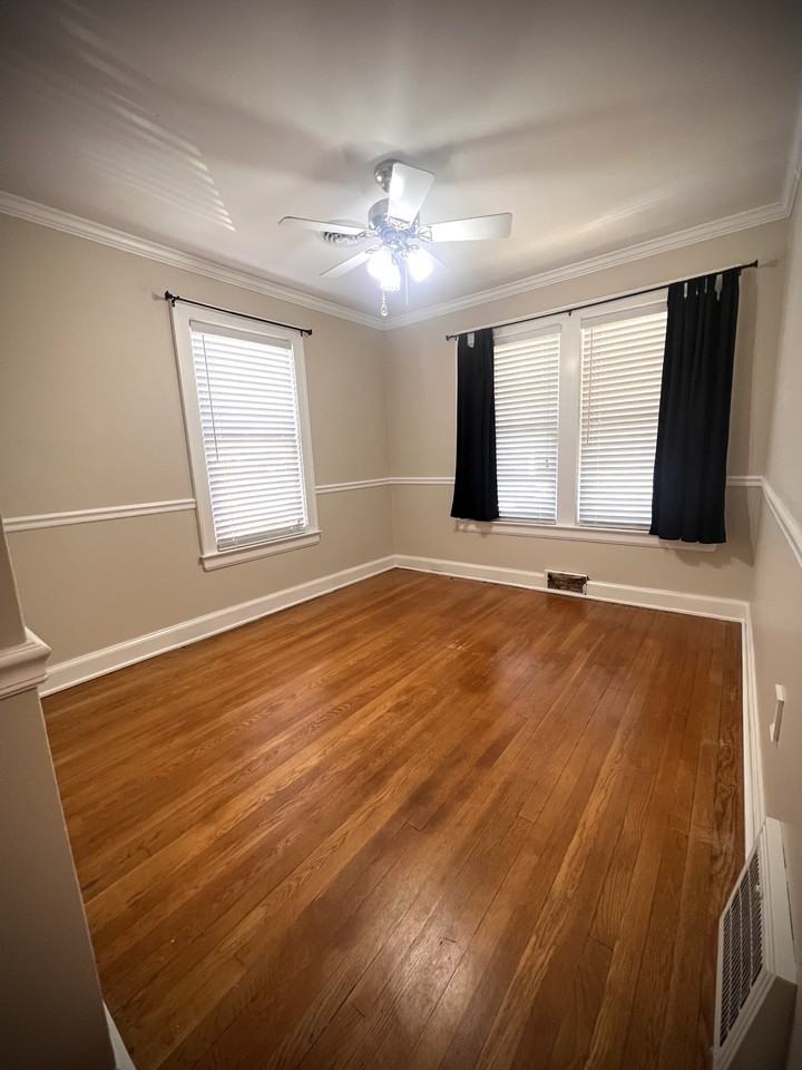 412 W Oldtown St #NA - Photo 3 of 10
