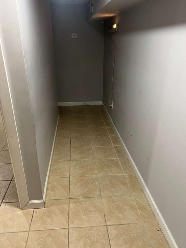17702 120th Ave #1 - Photo 3 of 11