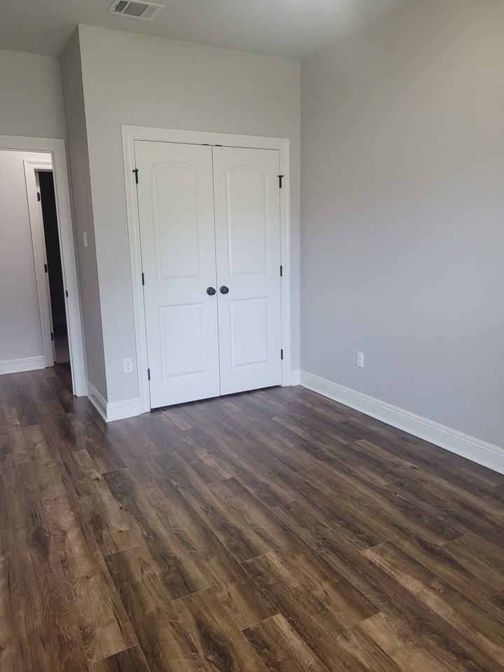 210 Caillou Grove Rd #NA - Photo 2 of 10
