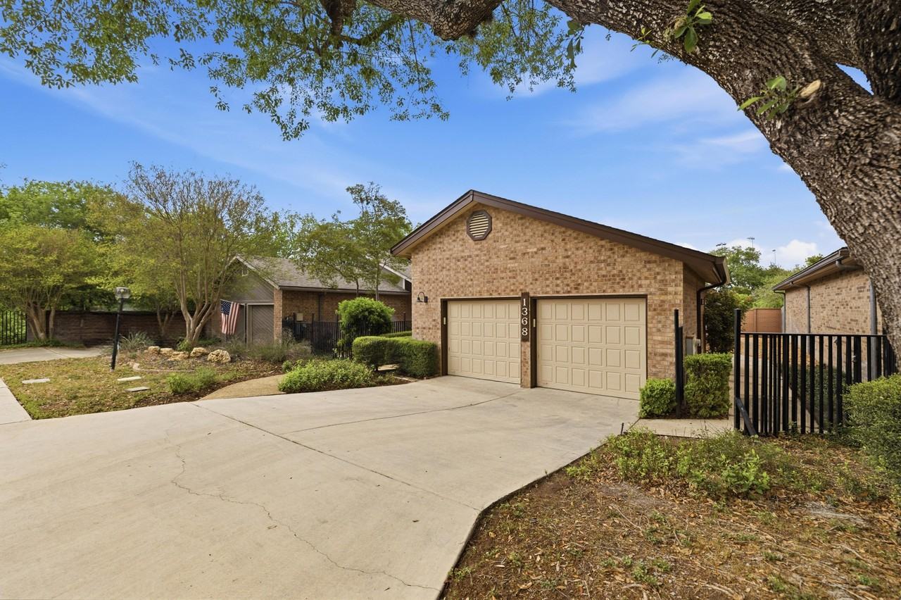 1368 Patio Dr #NA - Photo 2 of 23