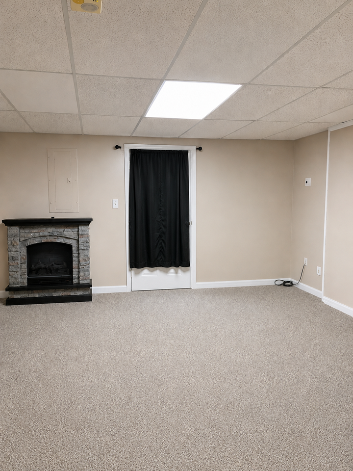 6383 Grafton Dr #NA - Photo 3 of 10