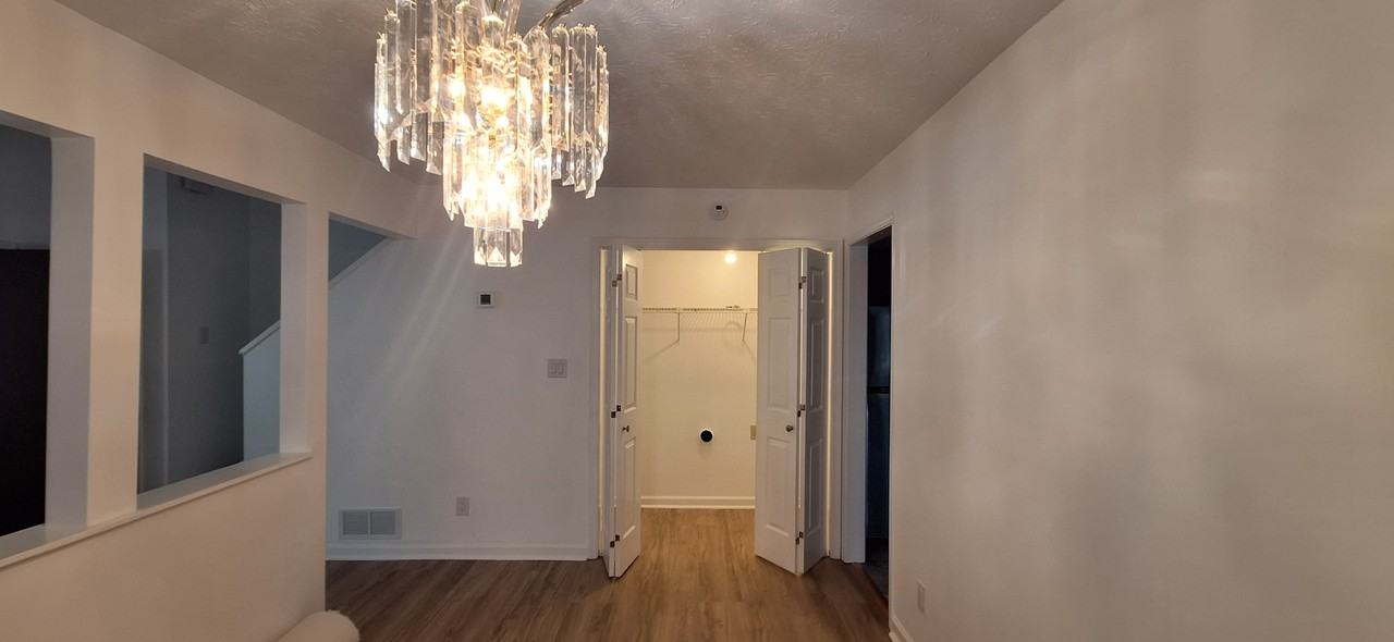 510 Plymouth Ln #508 - Photo 5 of 11