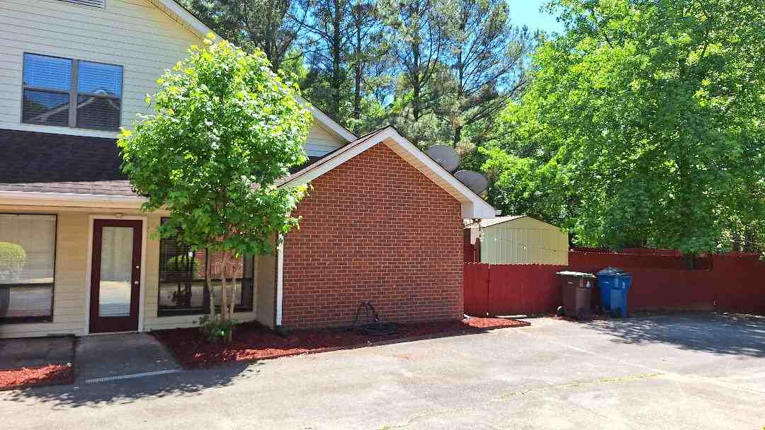 498 Plymouth Ln #498 - Photo 3 of 14