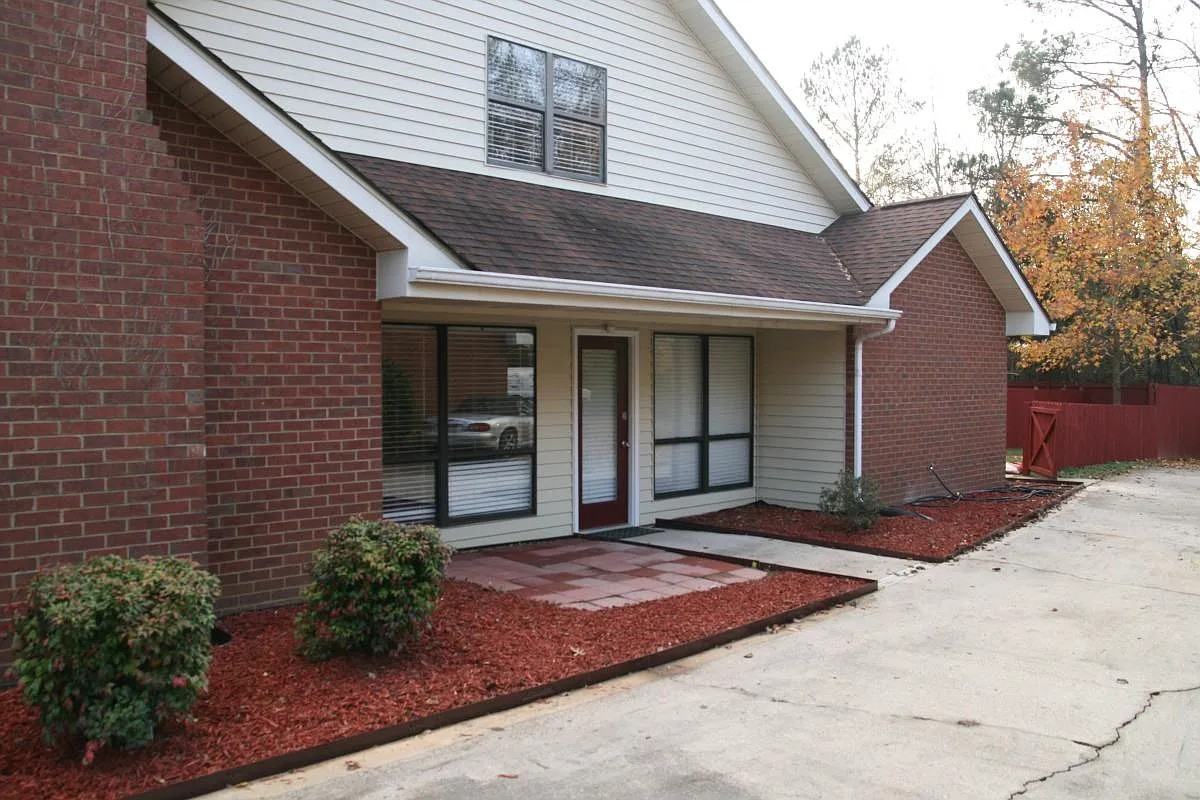 498 Plymouth Ln #498 - Photo 4 of 14