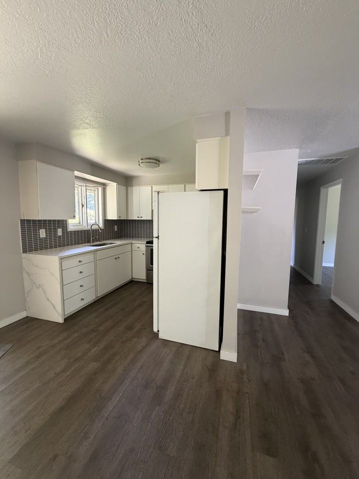 4600 Sw 182nd Ave #NA - Photo 4 of 24