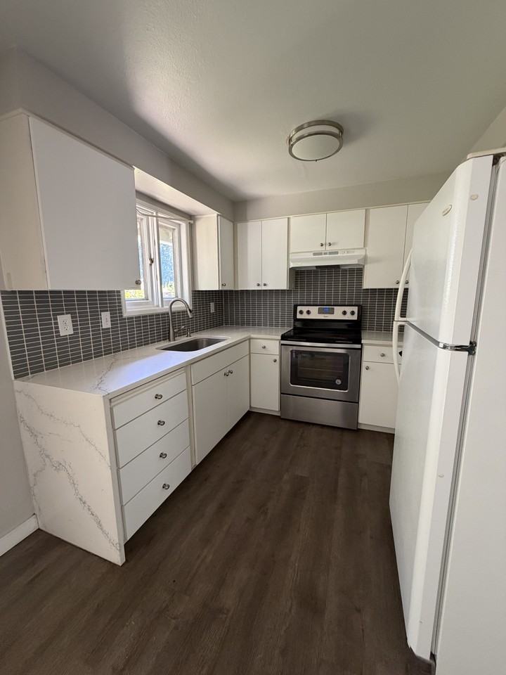 4600 Sw 182nd Ave #NA - Photo 5 of 24