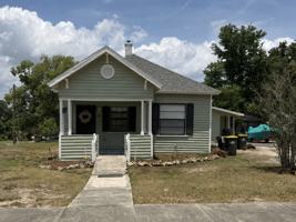 featured image of 984 W Desoto St #NA