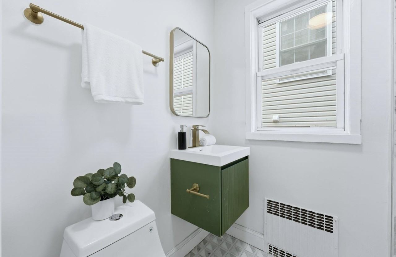 114 Oak St #3 - Photo 6 of 10