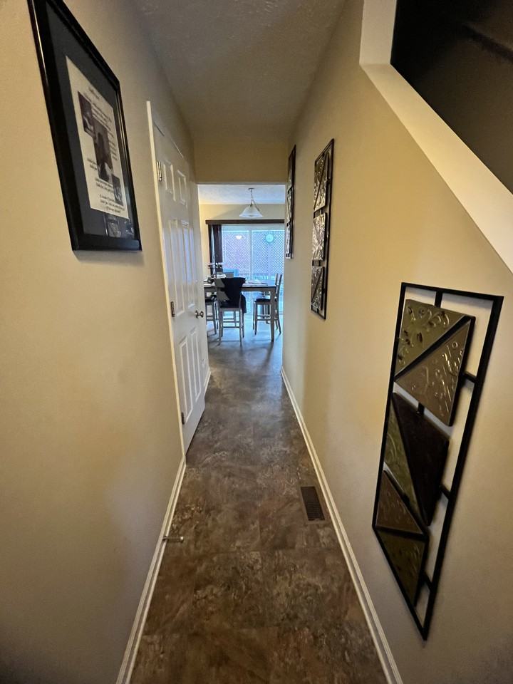 1110 Willow Ave #NA - Photo 2 of 7
