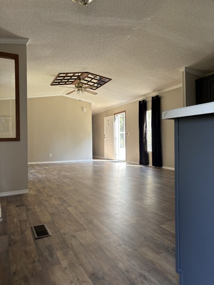 10167 Lynette Dr #NA - Photo 2 of 7