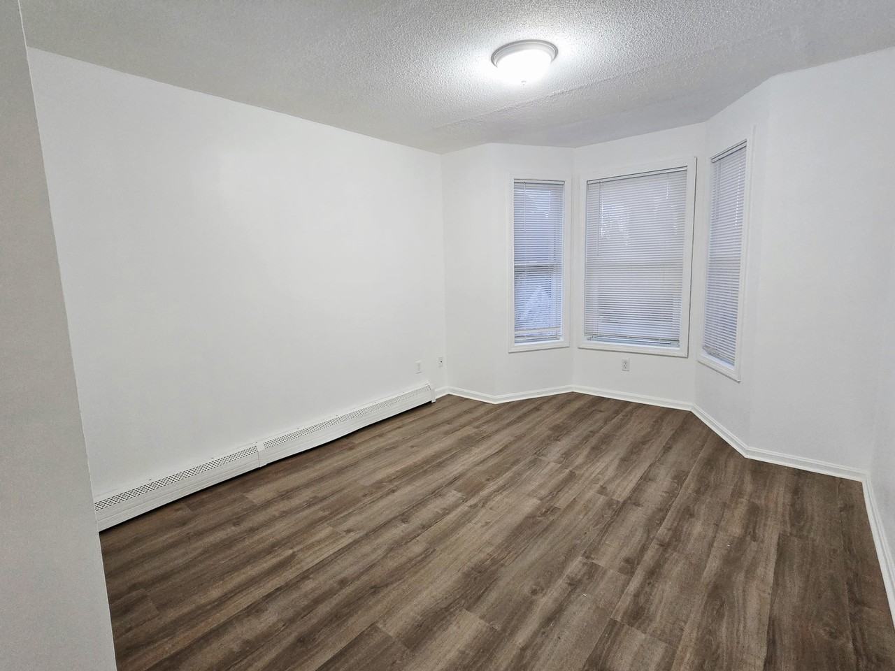 41 W L St #2 - Photo 5 of 7