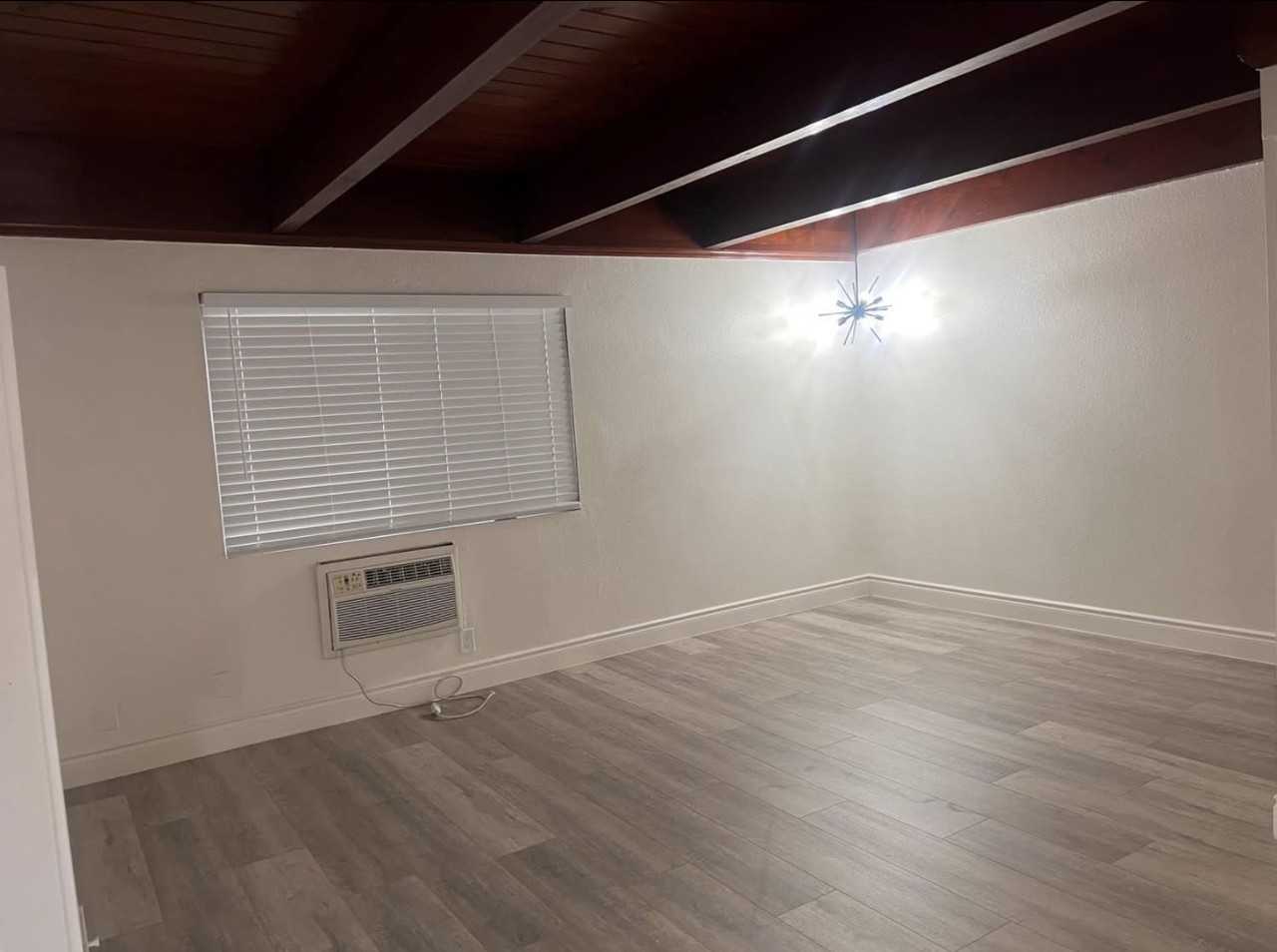 233 S Bandy Ave #5 - Photo 2 of 7
