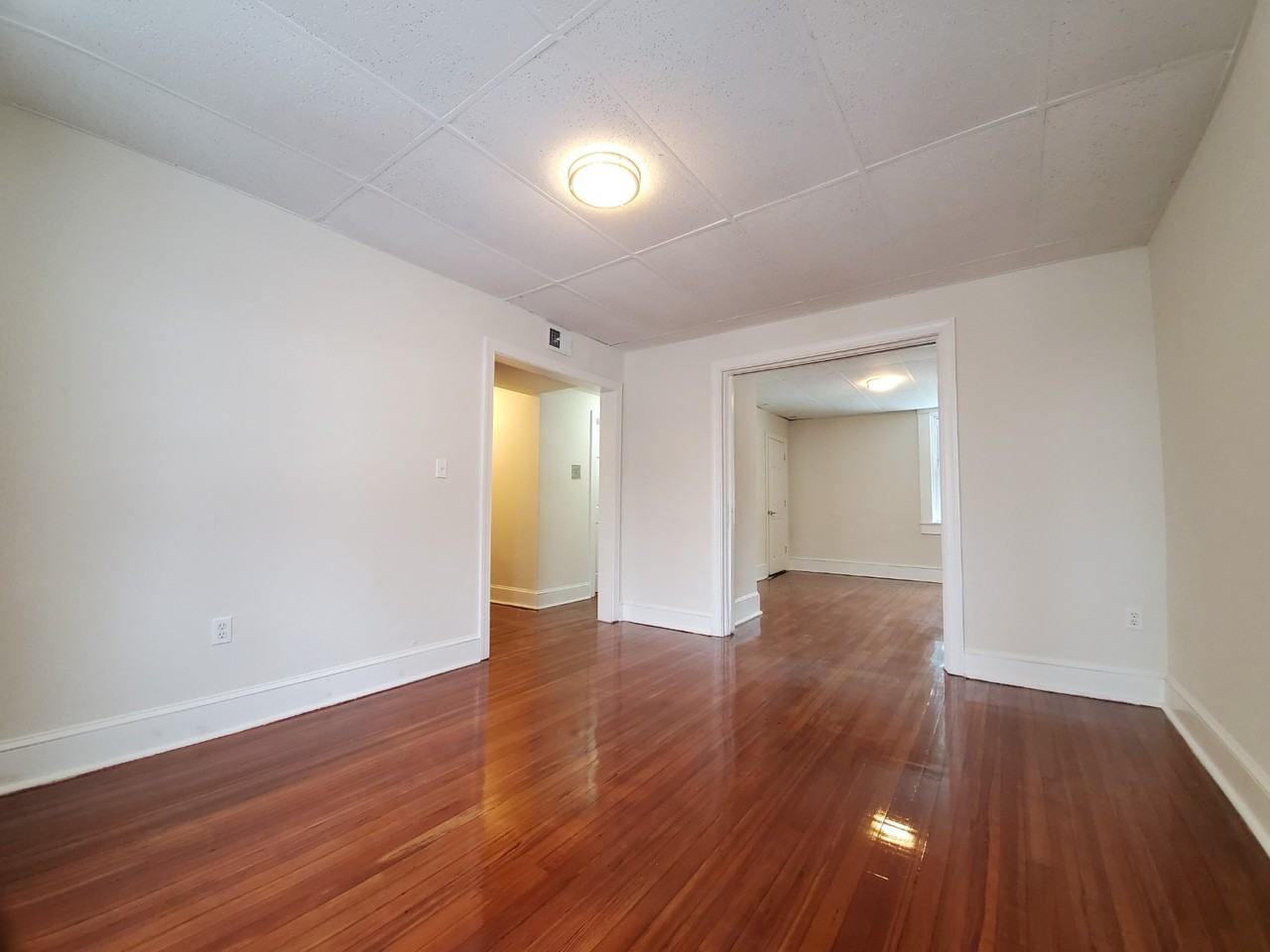 307 William St #D - Photo 7 of 11