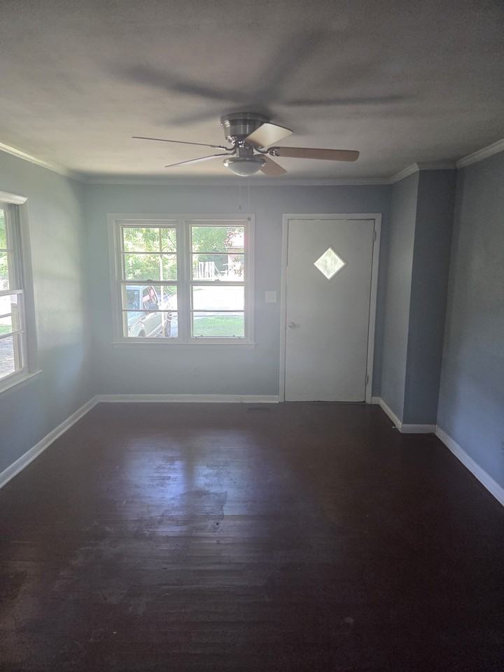621 S Decatur St #NA - Photo 3 of 11