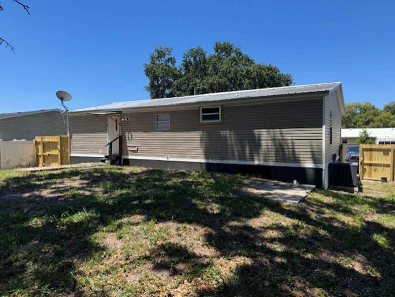 9663 Cypress Park Dr - Photo 3 of 14