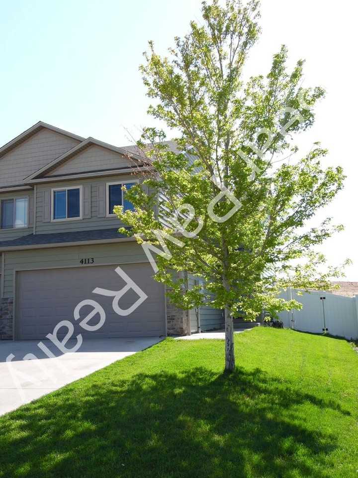 4113 Gunsmoke Rd - Photo 2 of 28