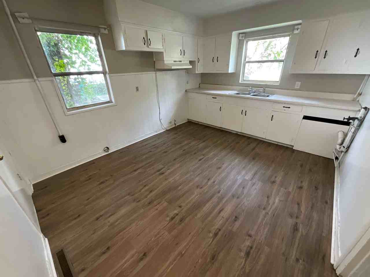 509 Ashburn St - Photo 7 of 13