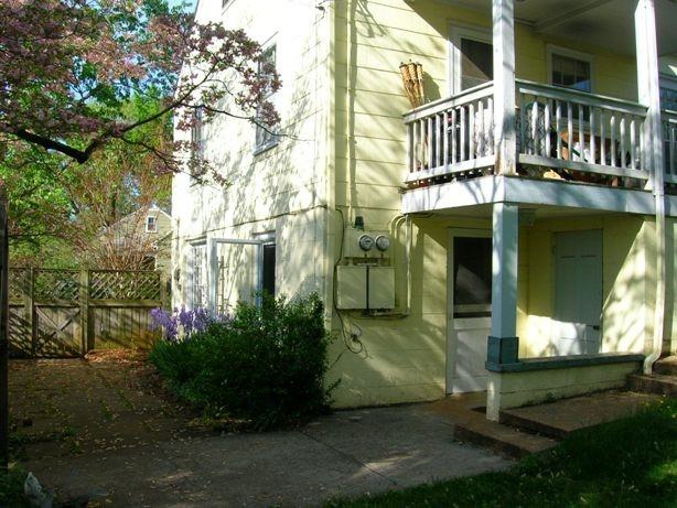 1217B Meriwether St #NA - Photo 4 of 8