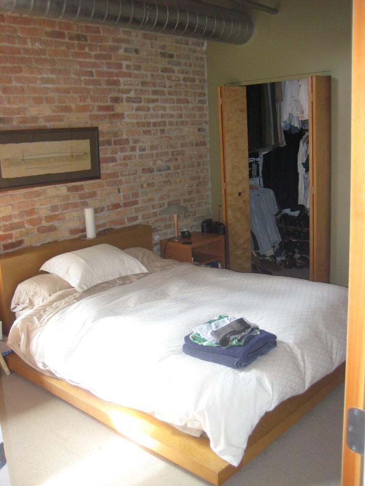 1740 N Maplewood Ave #411 - Photo 3 of 31