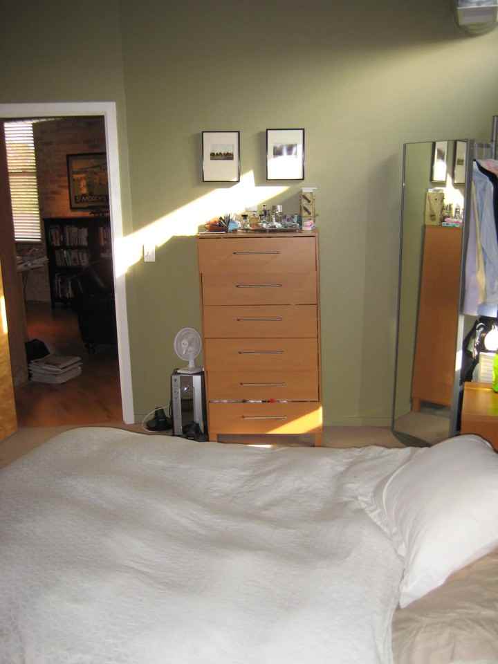 1740 N Maplewood Ave #411 - Photo 5 of 31