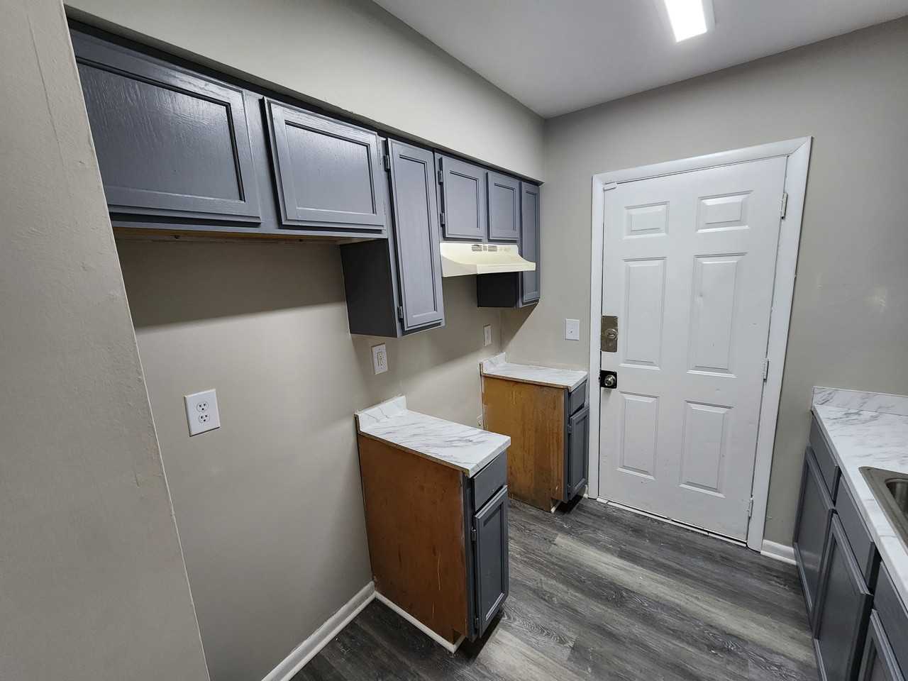 166 1st Street SWUnit B #B - Photo 6 of 13