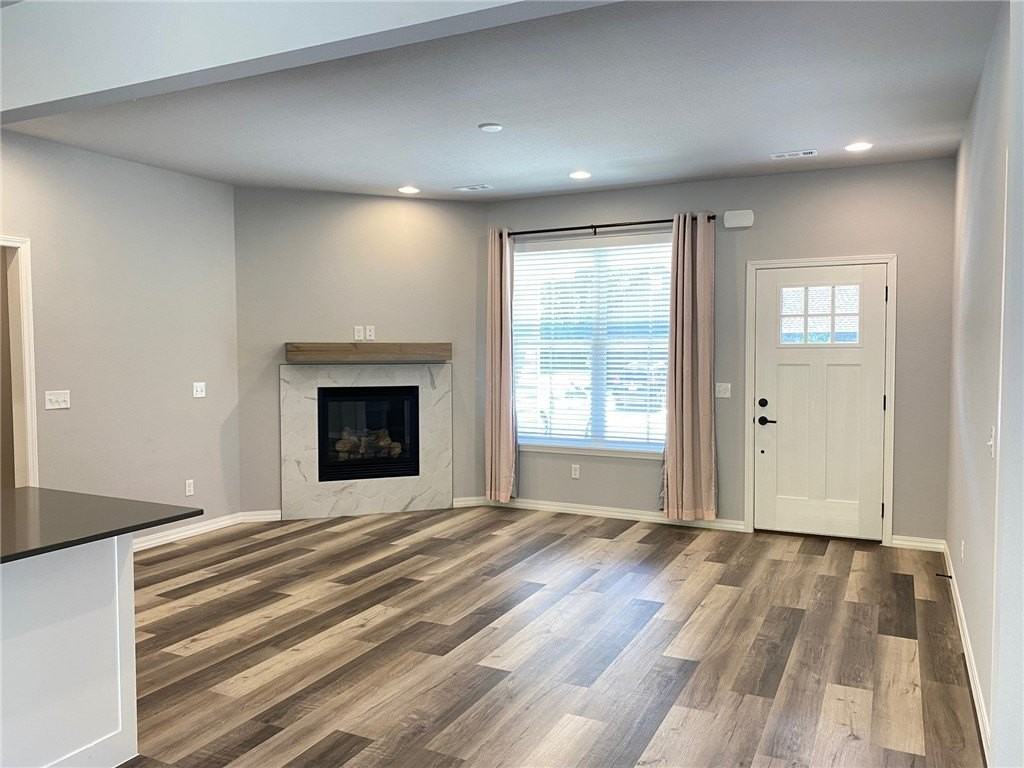 6 Baker Dr - Photo 4 of 18