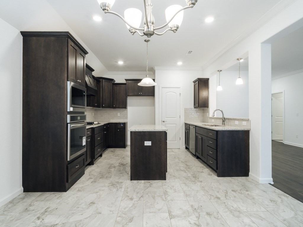 510 Peach Ave - Photo 7 of 31