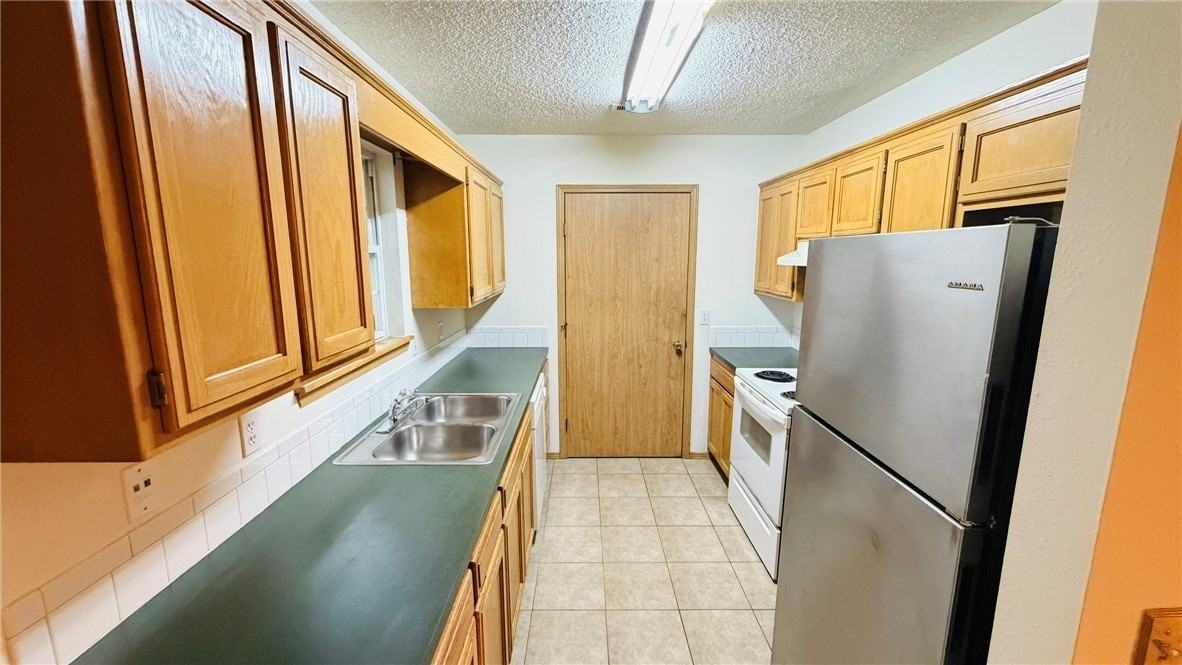 42 Burnett Cir - Photo 4 of 14