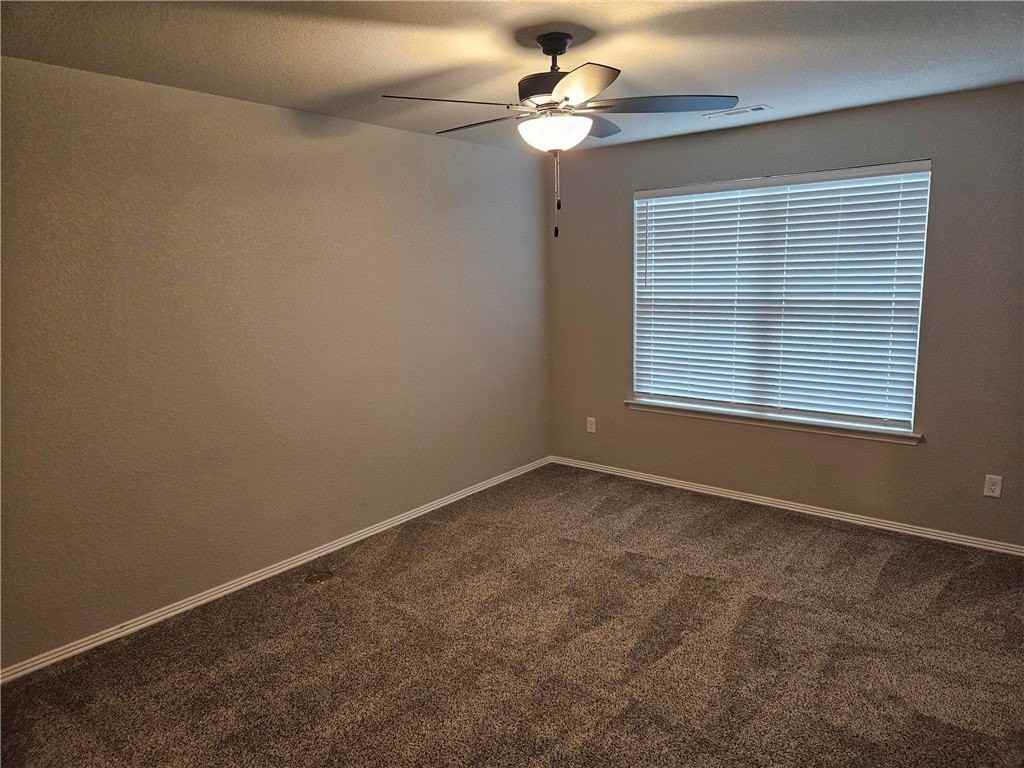 2489 N Brophy Ave - Photo 6 of 12
