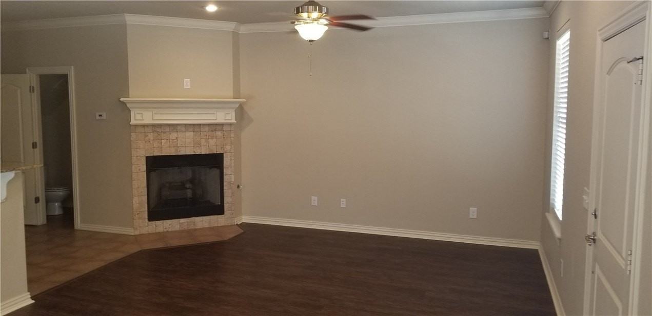 631 N Longfellow Ln - Photo 3 of 14
