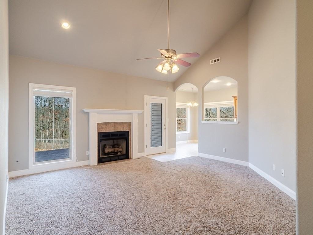 13 Bobwith Ln - Photo 5 of 30