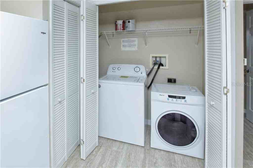 8829 Grand Palms Circle - 1Unit A #1 - Photo 5 of 21