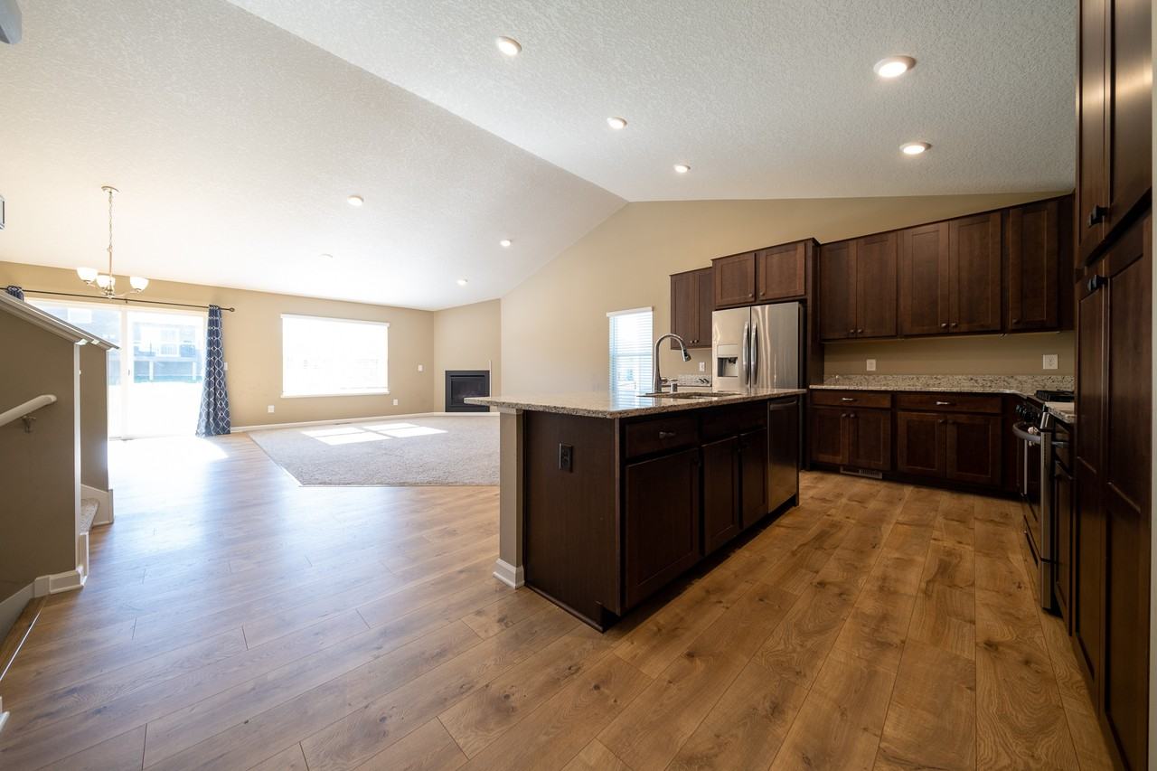 4660 Zinc Dr #1 - Photo 4 of 28