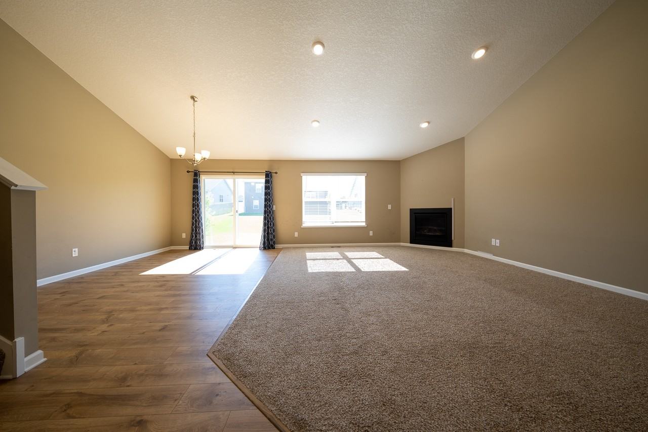 4660 Zinc Dr #1 - Photo 5 of 28