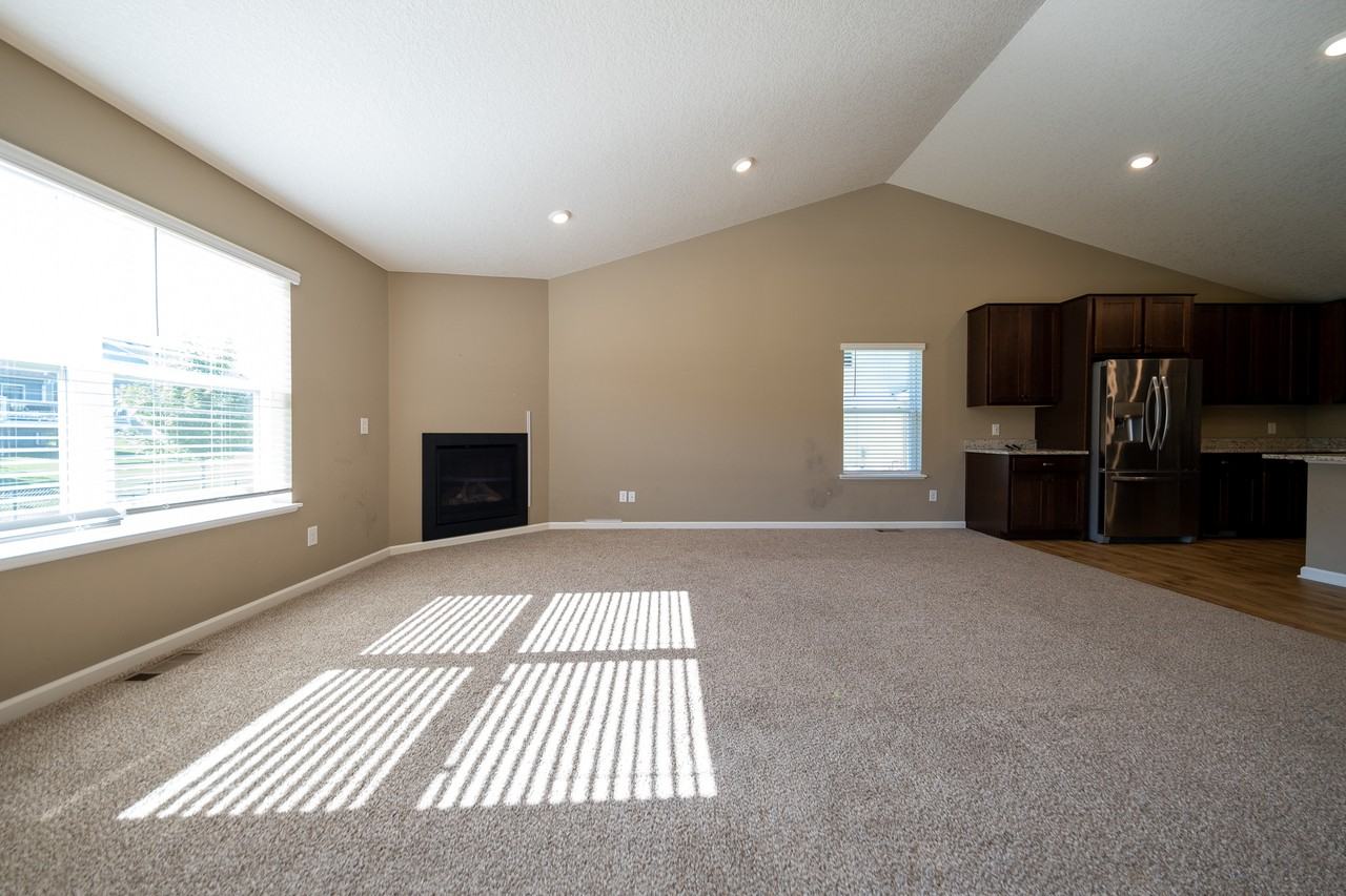 4660 Zinc Dr #1 - Photo 7 of 28