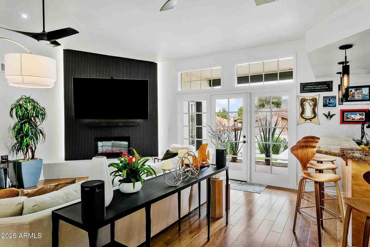 1202 W Aster Dr - Photo 6 of 7