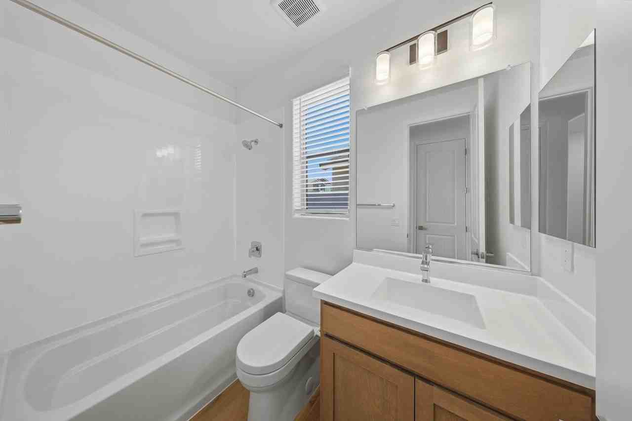 16194 W Soft Wind Dr - Photo 6 of 14