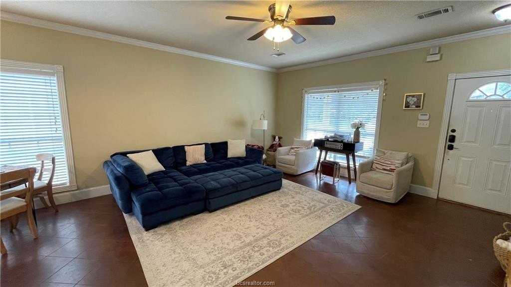 3689 Holick Ln - Photo 3 of 13