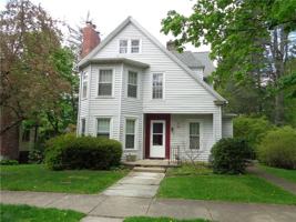 featured image of 17 E 5th St