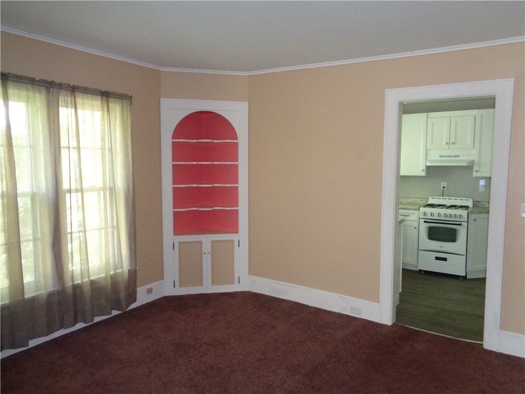 17 E 5th St - Photo 4 of 12