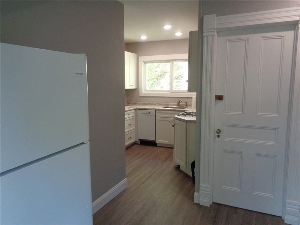 17 E 5th St - Photo 7 of 12