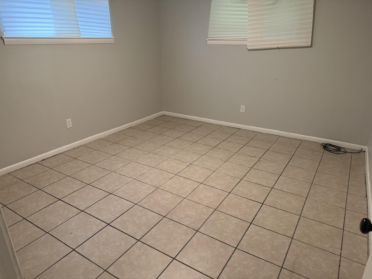 1682 Hamlet Dr - Photo 7 of 12