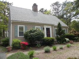 featured image of 27 Pine View Dr