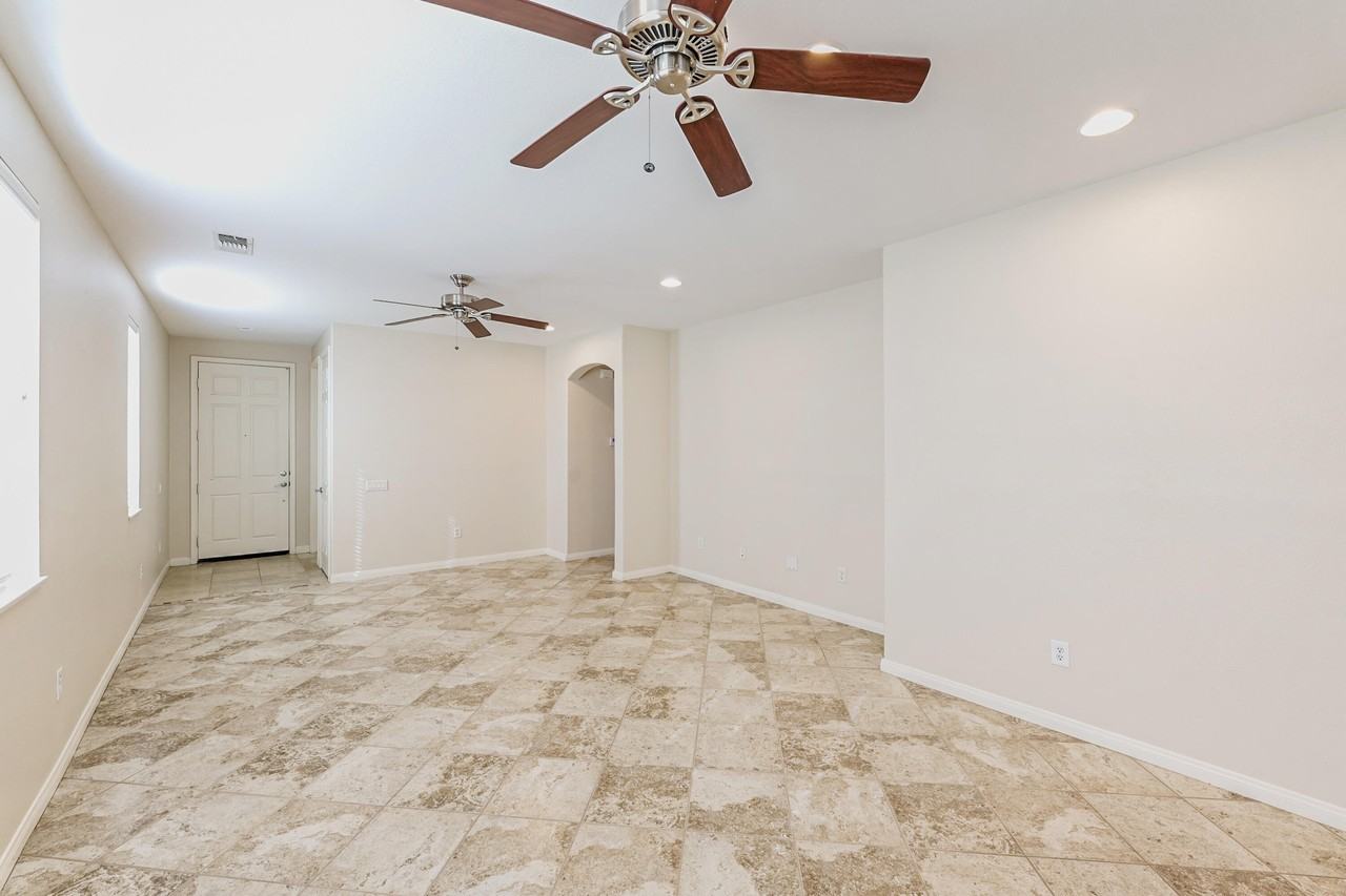 41544 Via Arleta - Photo 3 of 22