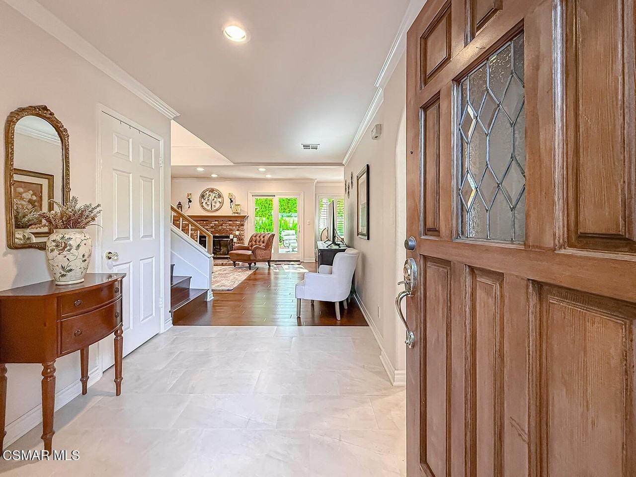 29717 Strawberry Hill Dr - Photo 4 of 48